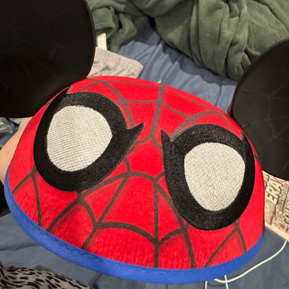 Spider-Man Mickey Ears Hat - Picture 3 of 4